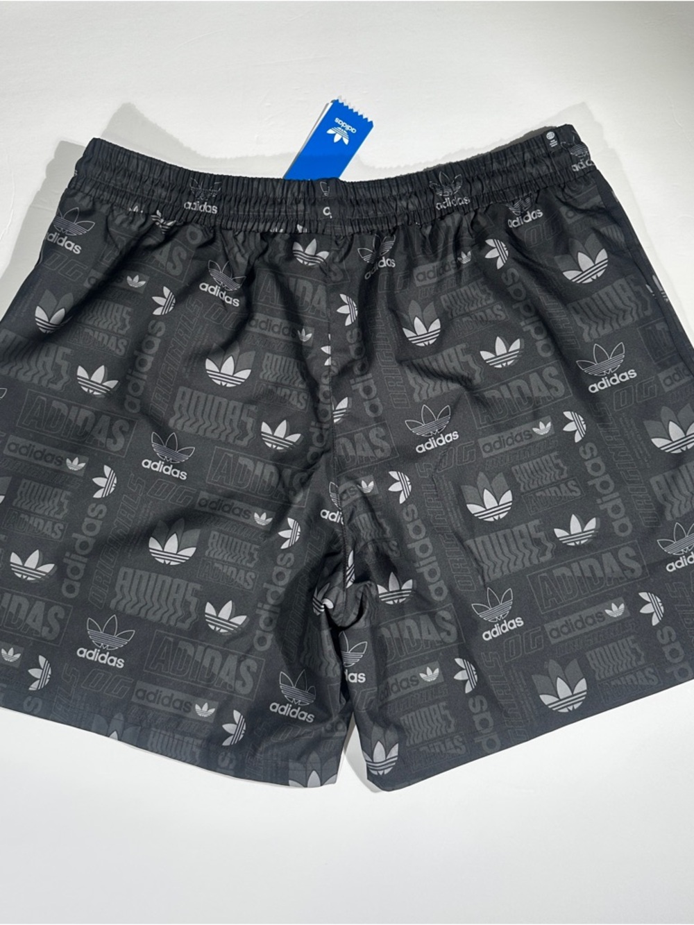 Adidas original  swim Black Logo-Print Athletic Shorts with Red logo Xl New - Picture 2 of 5